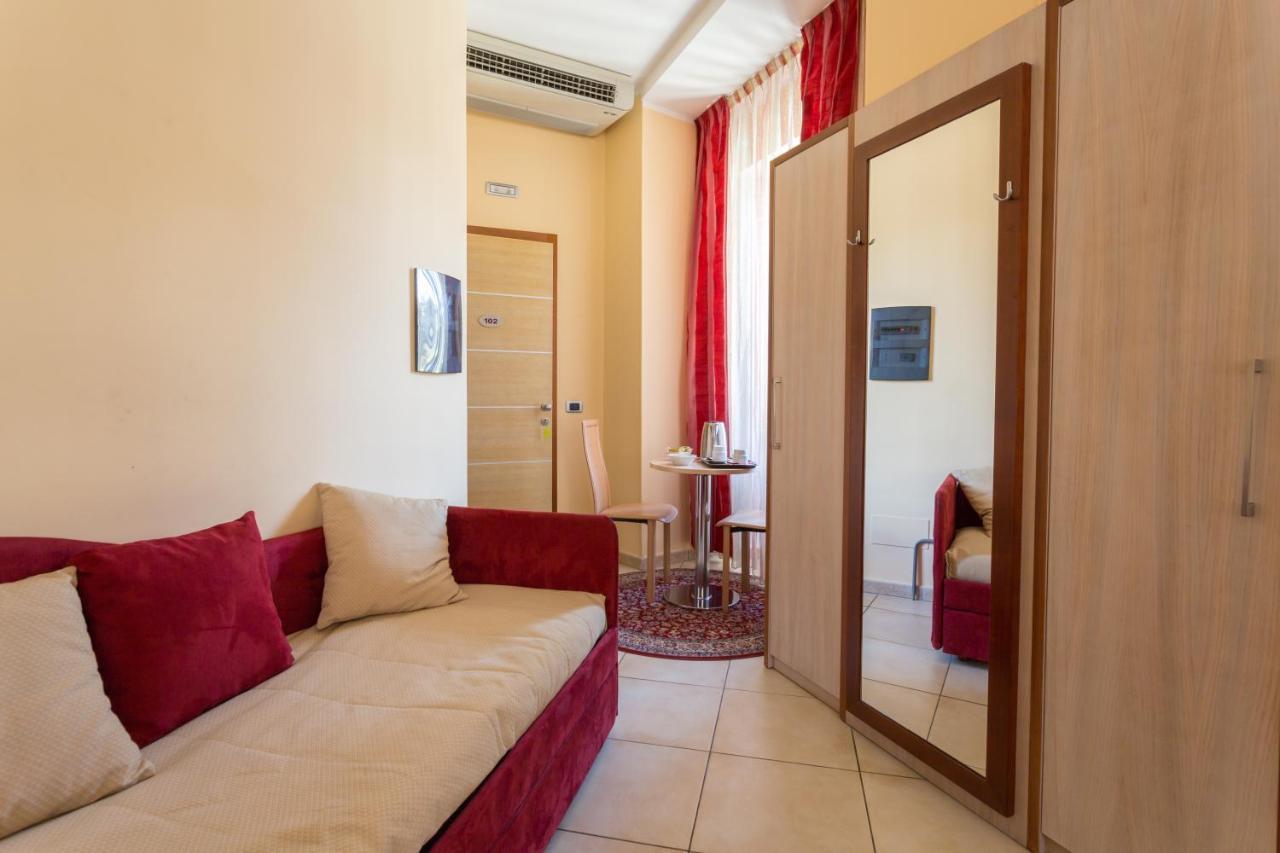 Hotel Conte Ruggero Serra San Bruno Exterior photo