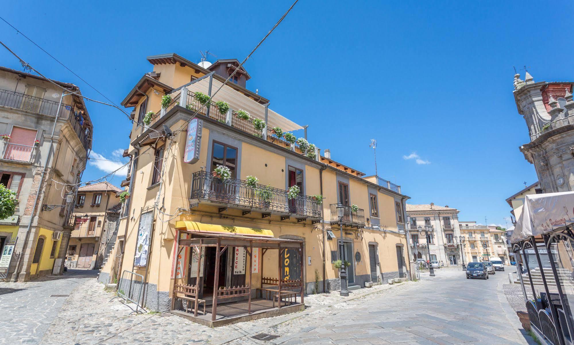Hotel Conte Ruggero Serra San Bruno Exterior photo